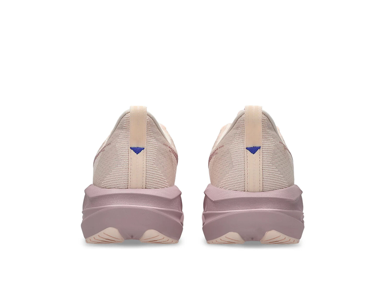 Asics Pembe Asics Novablast 5