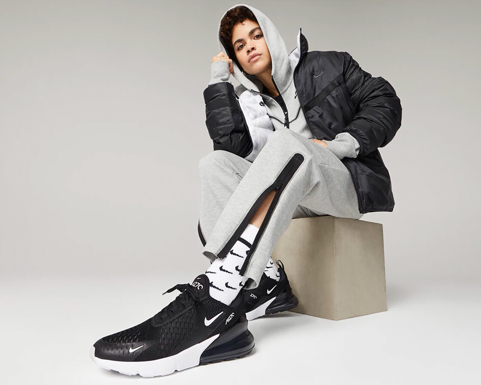 Nike Siyah Nike Air Max 270