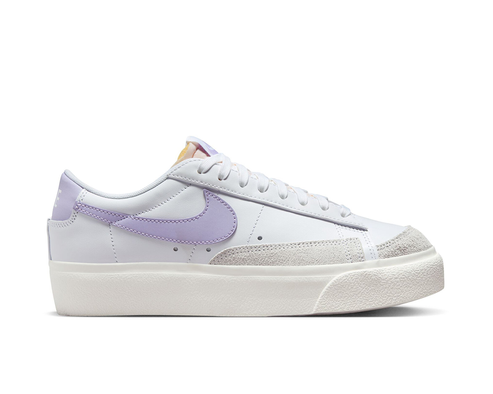 Nike Beyaz Nike Blazer Low Platform