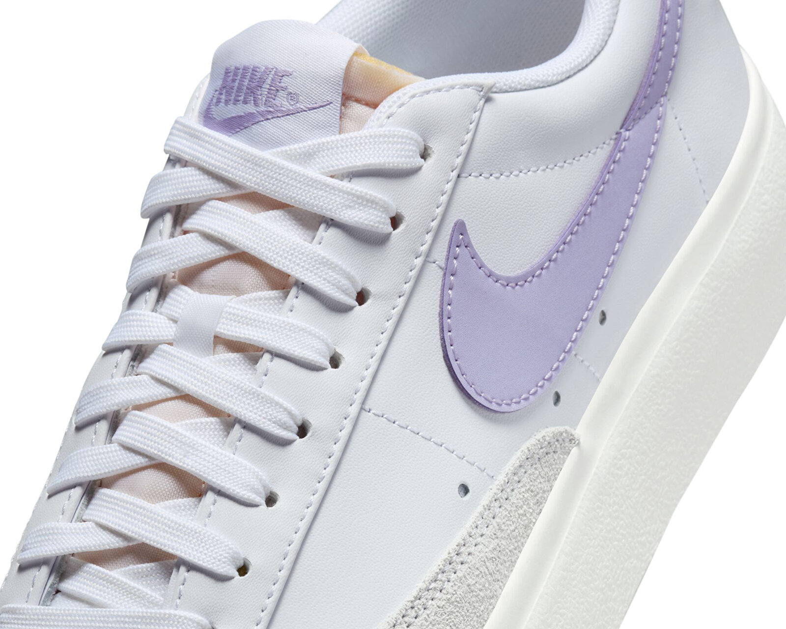 Nike Beyaz Nike Blazer Low Platform