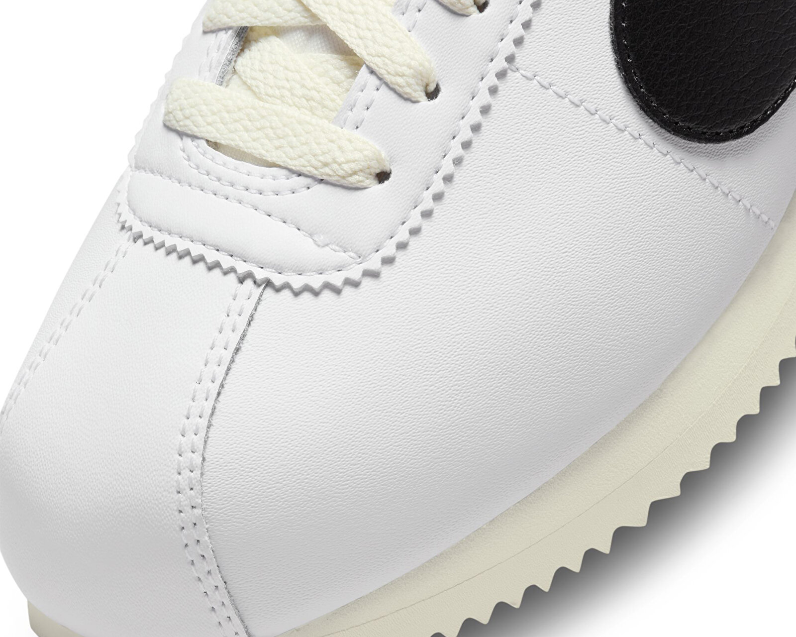 Nike Beyaz Nike Cortez