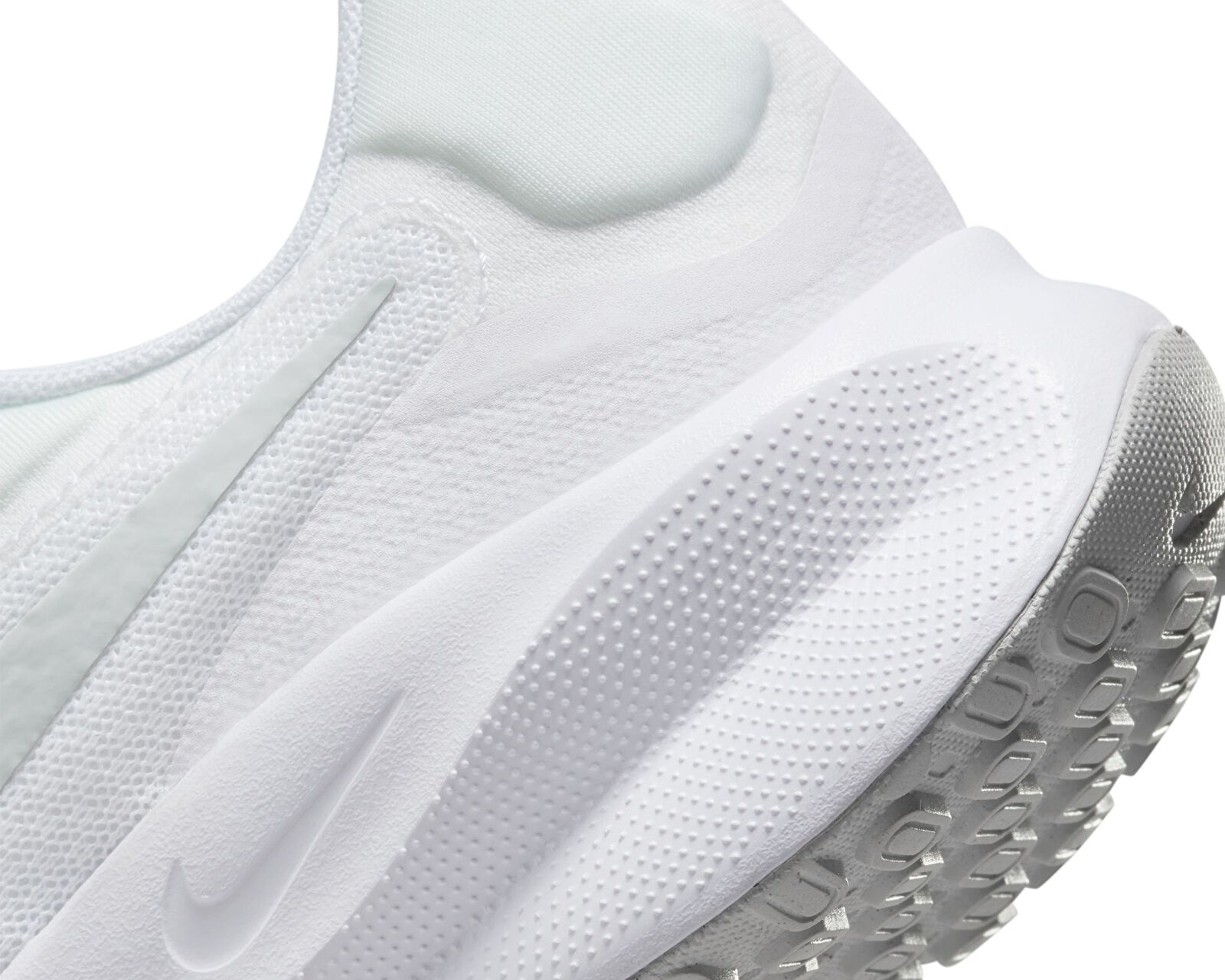 Nike Beyaz Nike Revolution 7