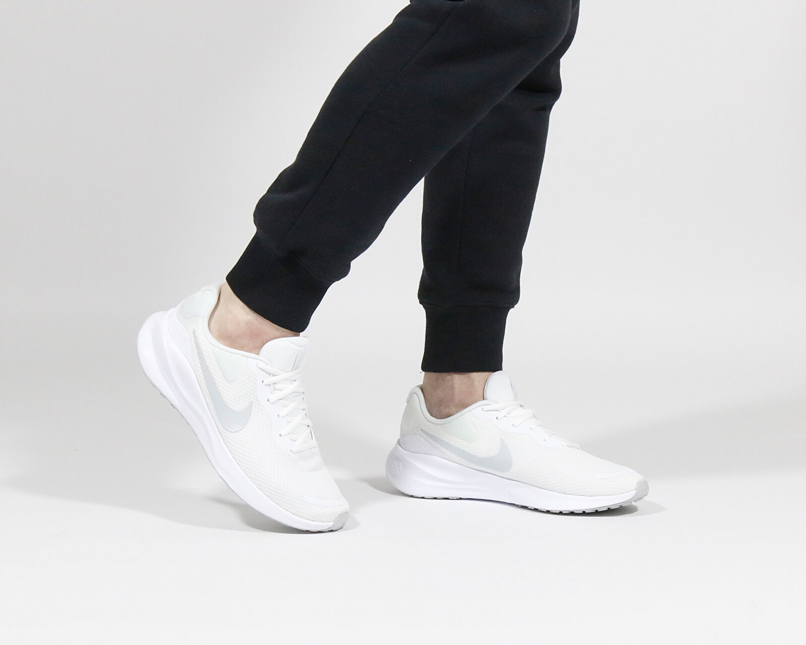 Nike Beyaz Nike Revolution 7