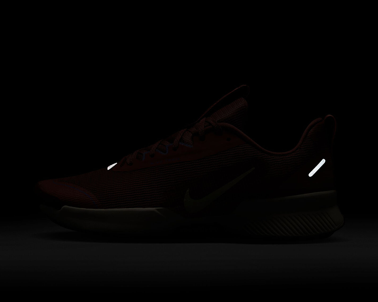 Nike Pembe Nike Juniper TRAIL 3