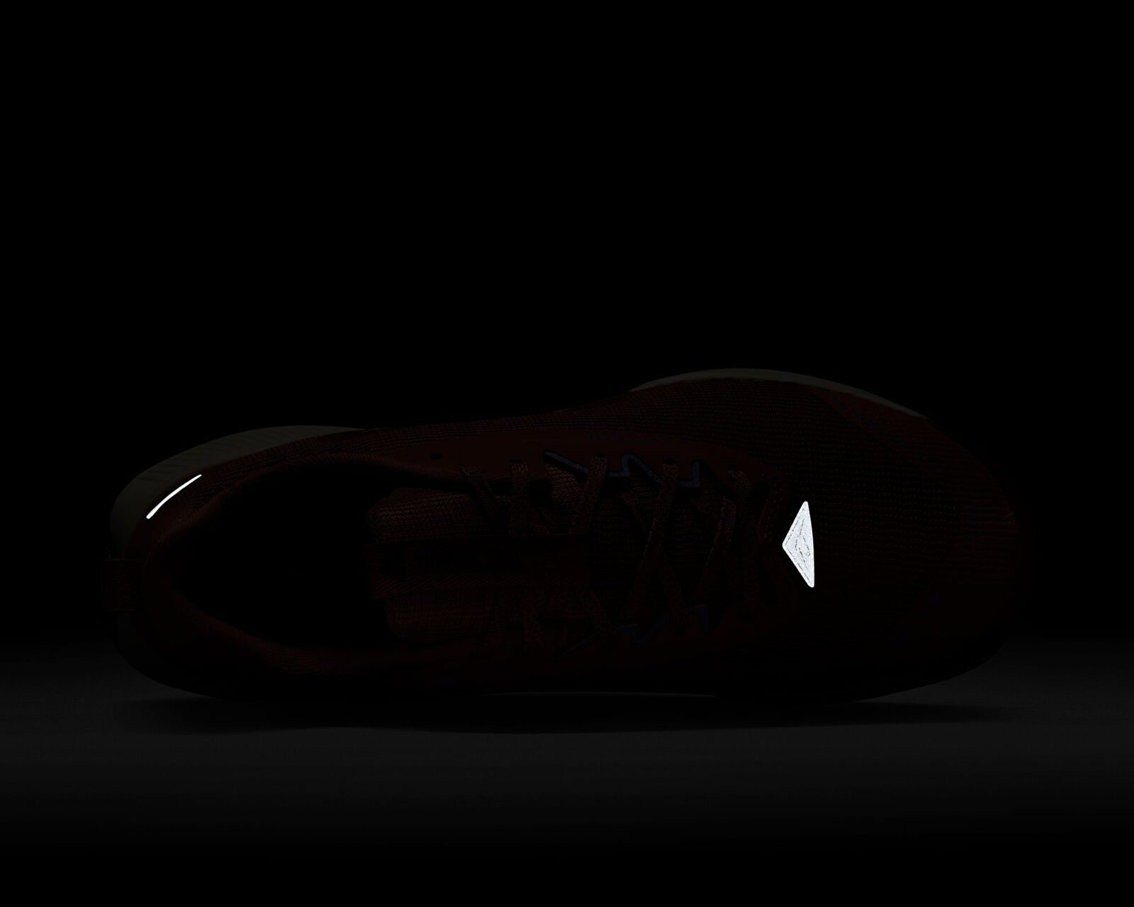 Nike Pembe Nike Juniper TRAIL 3