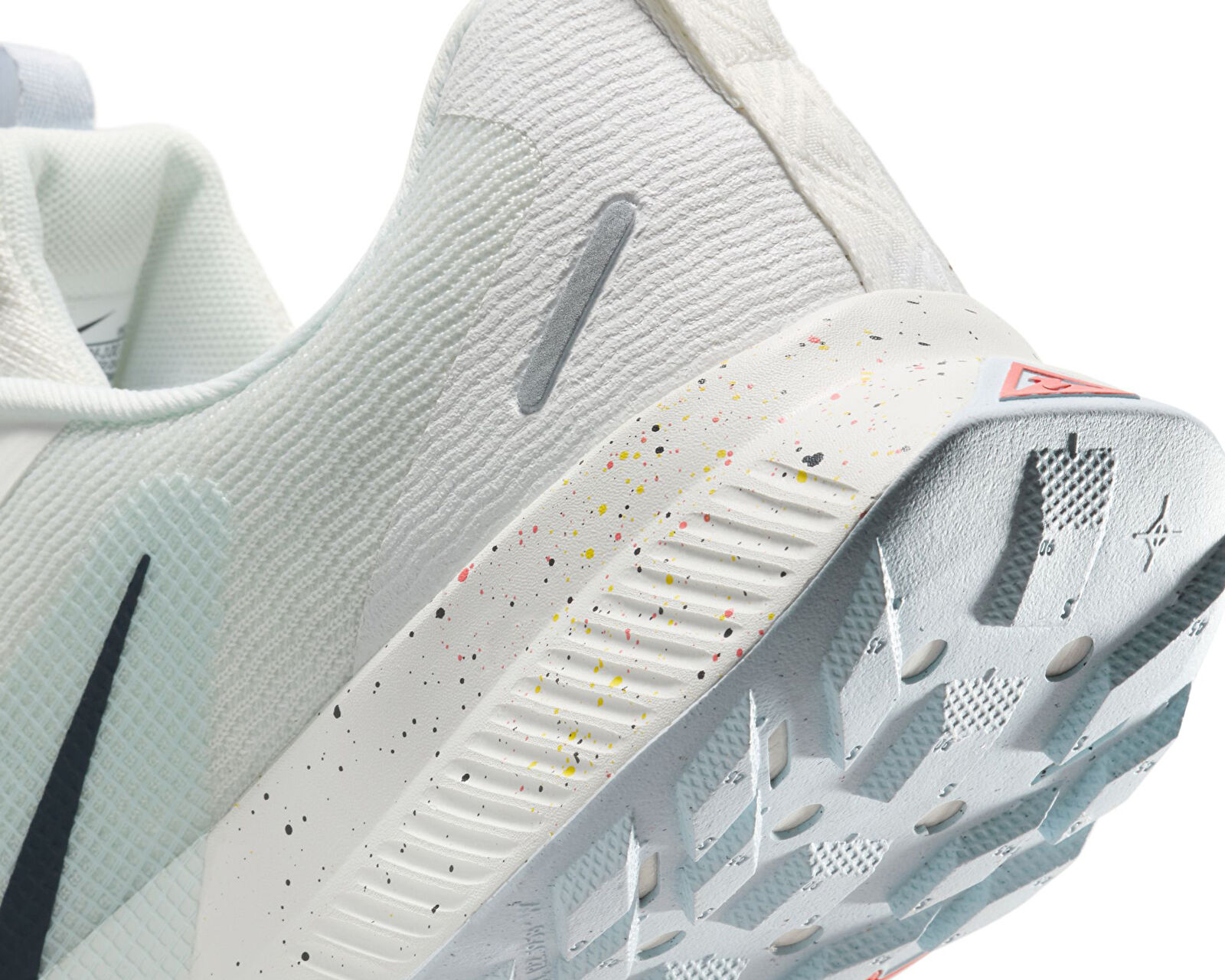 Nike Beyaz Nike Juniper TRAIL 3