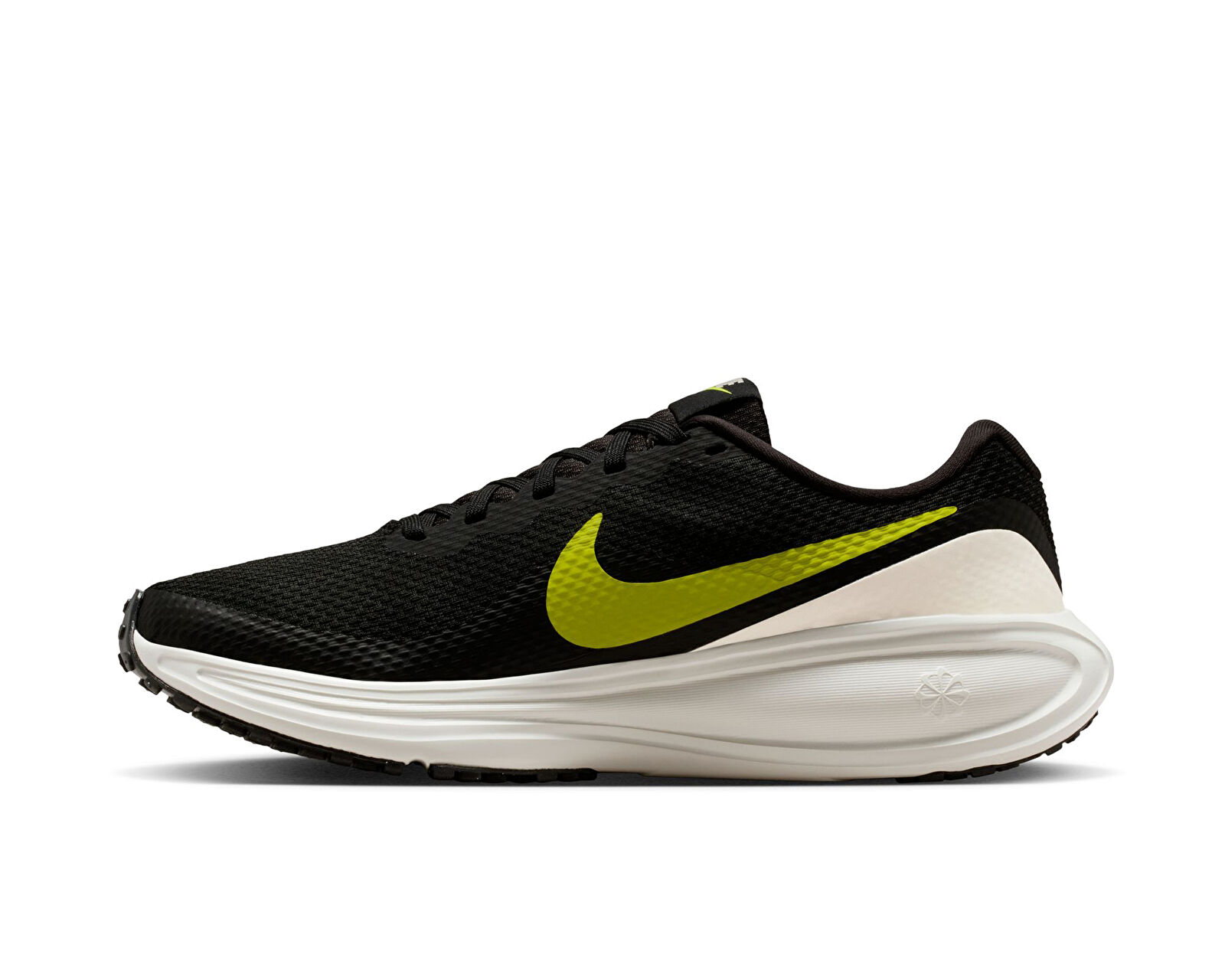 Nike Siyah Nike Revolution 8