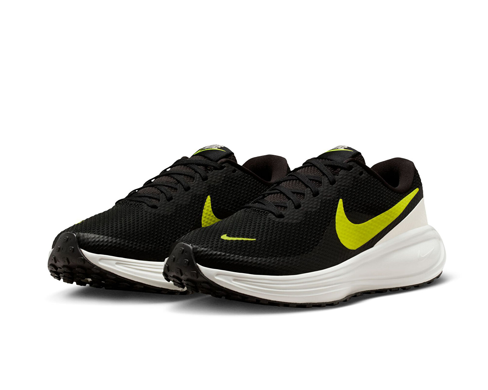 Nike Siyah Nike Revolution 8