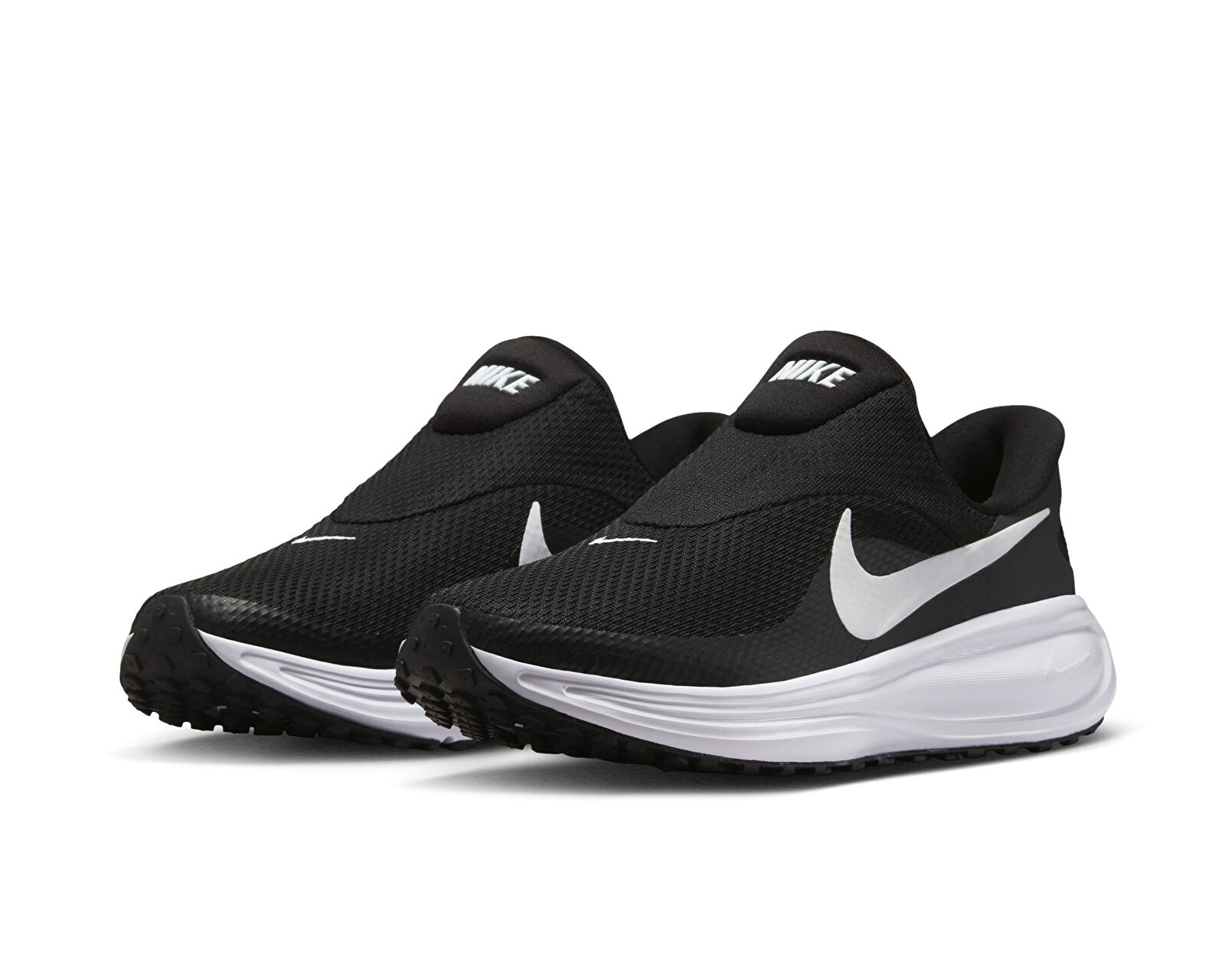 Nike Siyah Nike Revolution 8