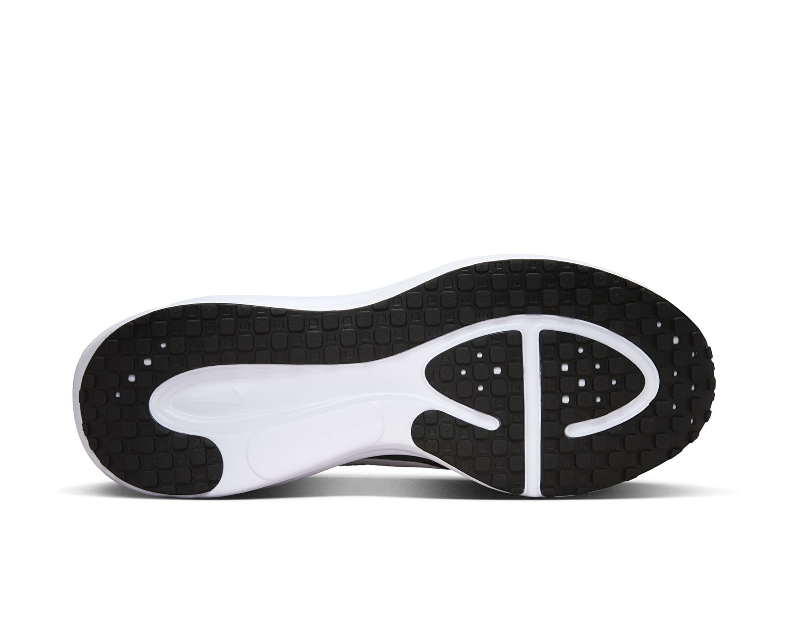 Nike Siyah Nike Revolution 8