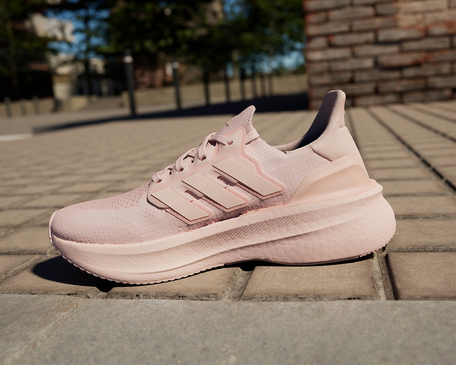 Adidas Pembe Adidas Ultraboost 5