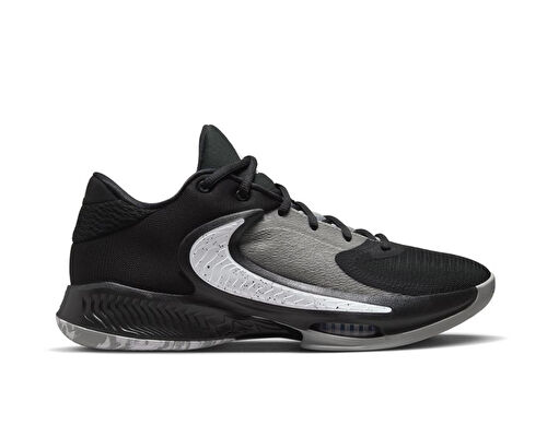 Zoom Freak 4