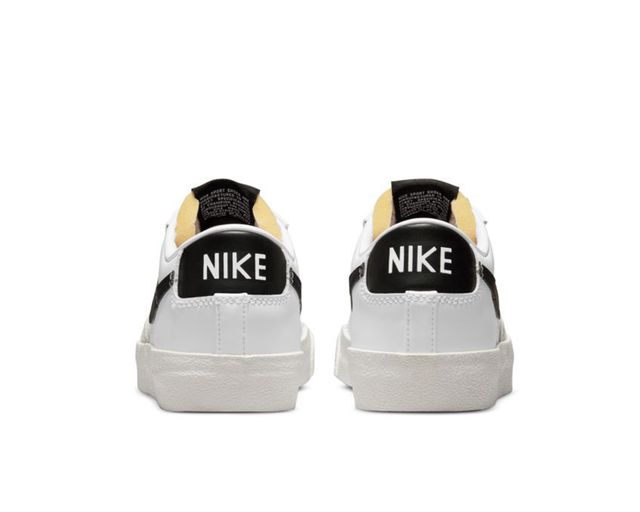 W Blazer Low '77 Kadın Nike Beyaz Kadın Günlük Ayakkabı DC4769-102