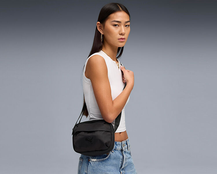 ESSENTIALS CROSSBODY BAG