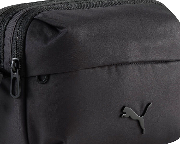 ESSENTIALS CROSSBODY BAG