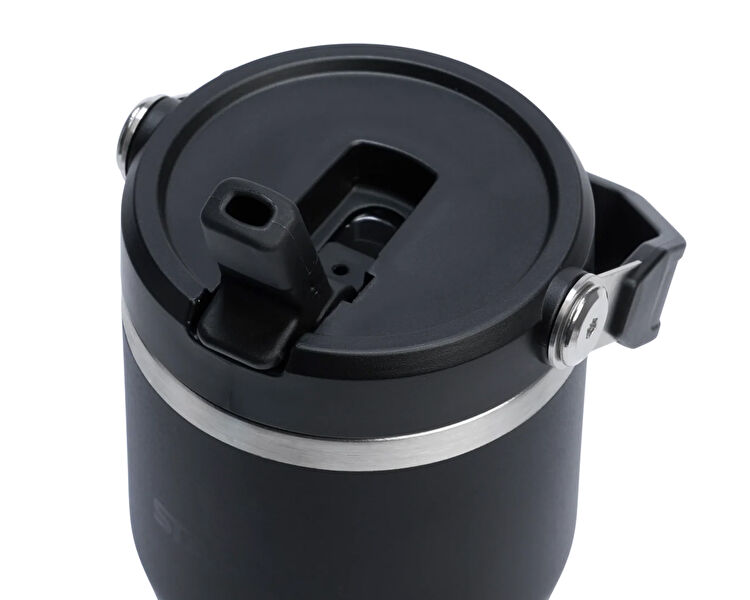 The IceFlow Flip Straw 2.0 Tumbler 0.60L