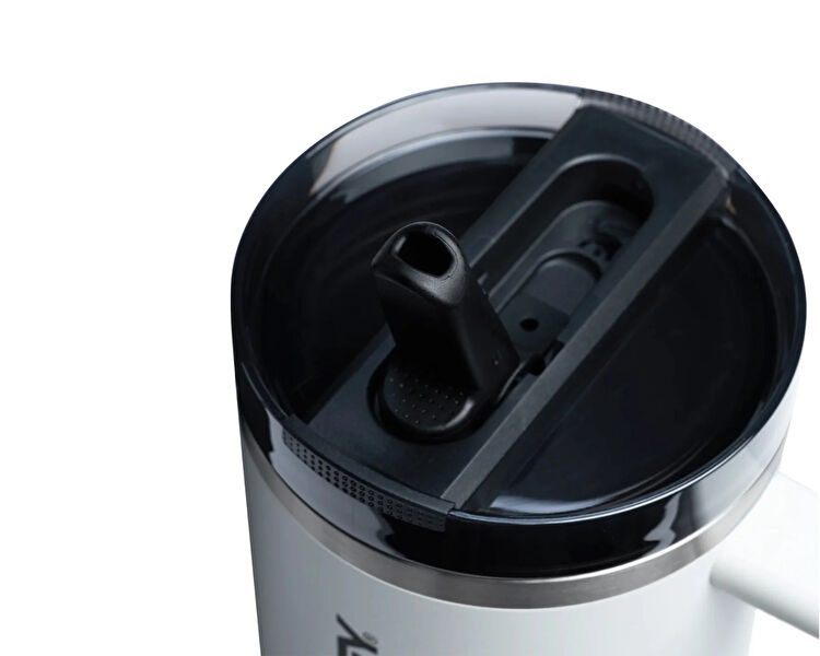 The Quencher ProTour Flip Straw Tumbler 1.18L