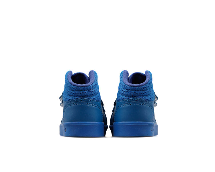 19 K 27 Bebe Saks