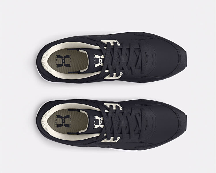 UA ESSENTIAL RUNNER