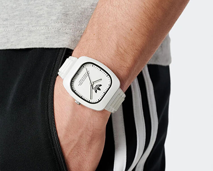 Ans Dotsloevner タンクトップ 星 adidas（アディダス） タンクトップ ノースリーブ Designed for
