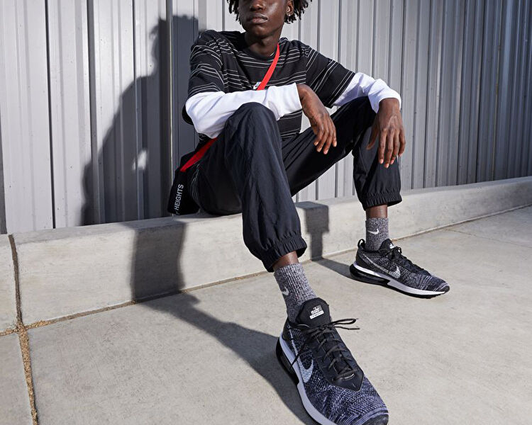 Air Max Flyknit Racer Erkek Nike Siyah Erkek Günlük Ayakkabı