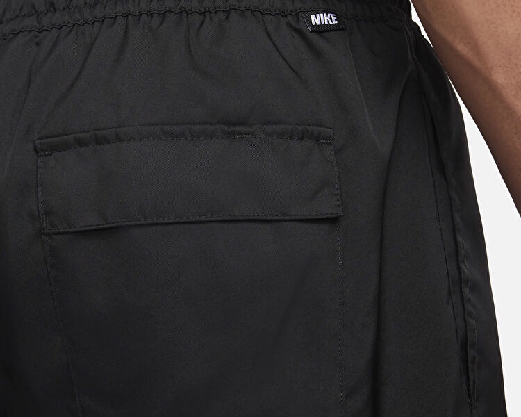 M Nk Club Wvn Lnd Flow Short