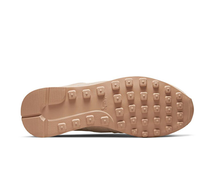 Wmns internationalist