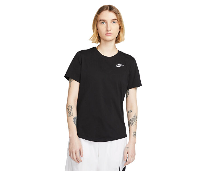 SPORTSWEAR CLUB ESSENTIALS