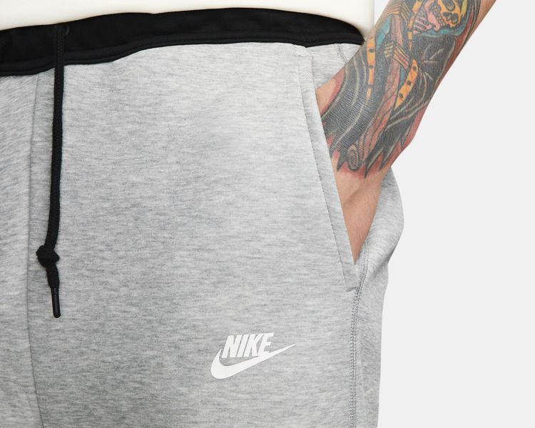 Nike Erkek M Nk Tch Flc Jggr Gri FB8002-064