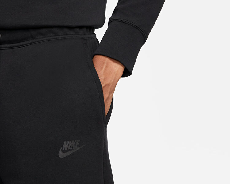 M NK TECH FLEECE SHORT
