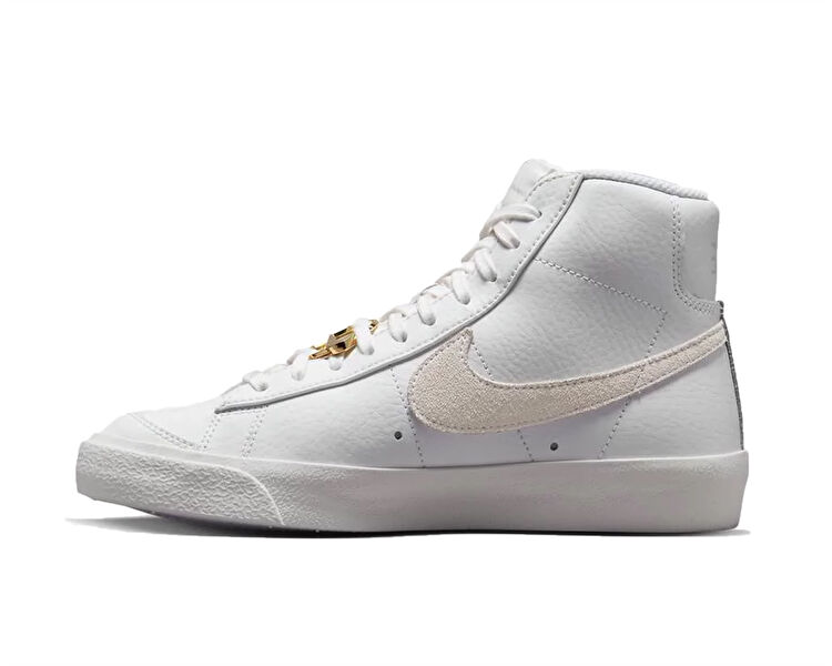 W Blazer Mid '77