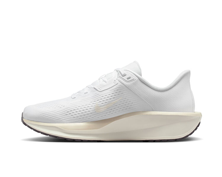 WMNS QUEST 6
