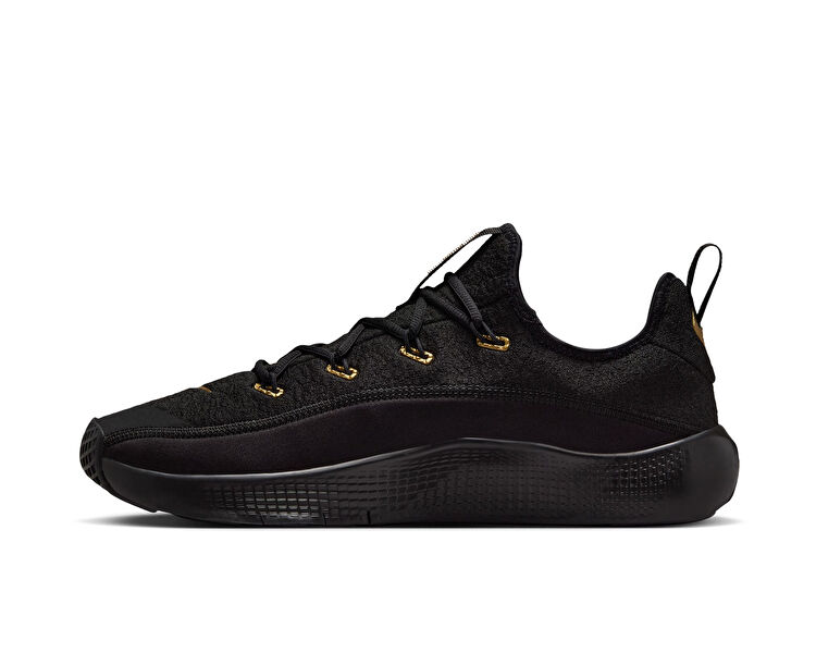 LEBRON TR 1