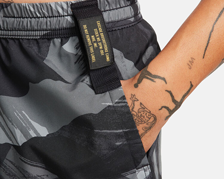 M Nk Df Form 9Ul Short Camo