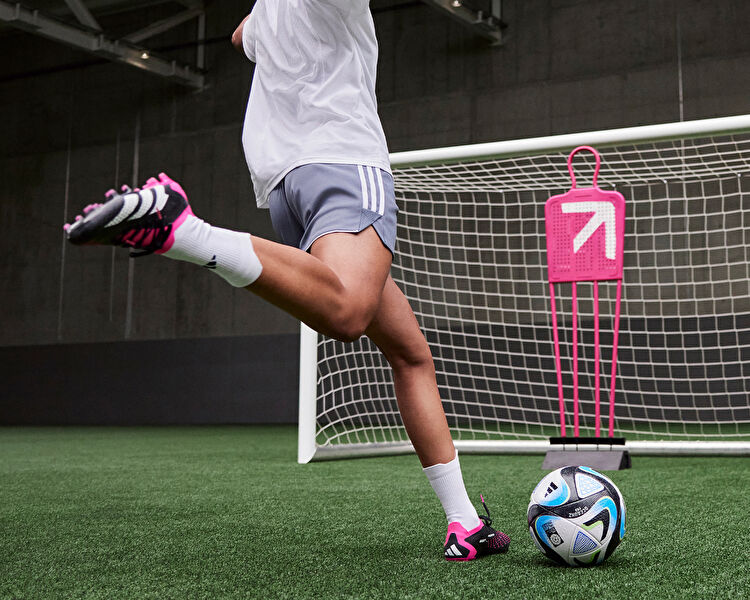 adidas Erkek Predatör Accuracy.1 L Fg Siyah GW4577
