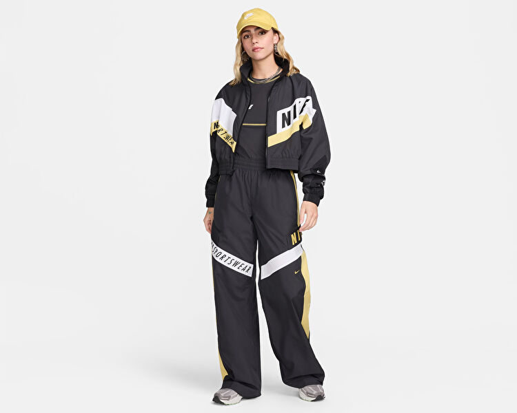 Nike Kadın W Nsw Jkt Wvn Street Sw Siyah HF5956-070
