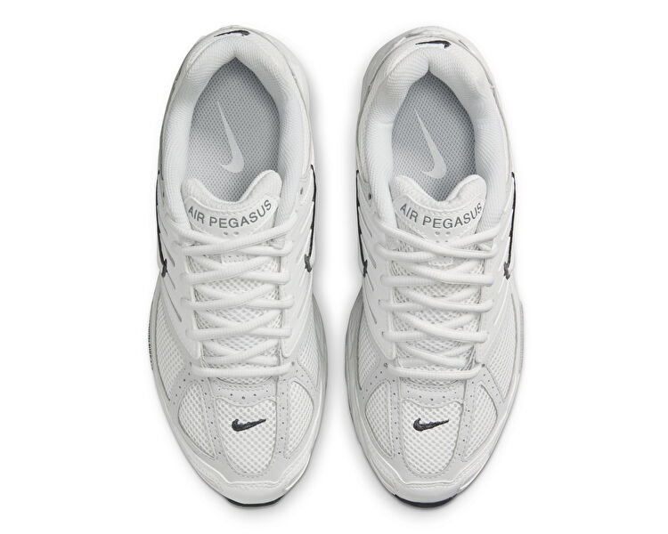 AIR PEGASUS 2005