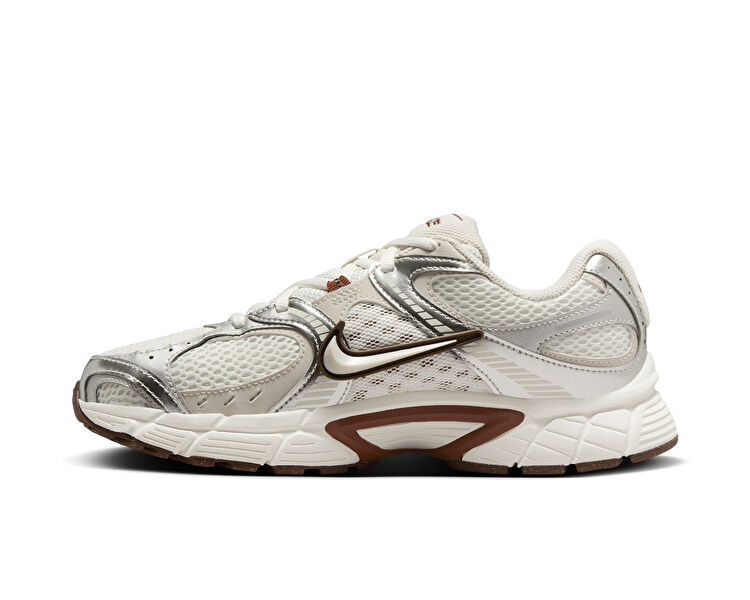 W NIKE V5 RNR