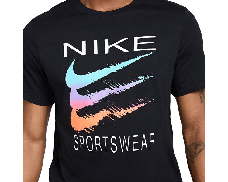 M NSW TEE 6MO SWSH SP25
