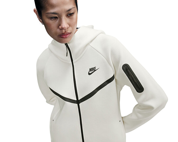 SPORTSWEAR TECH FLEECE WINDRUNNER