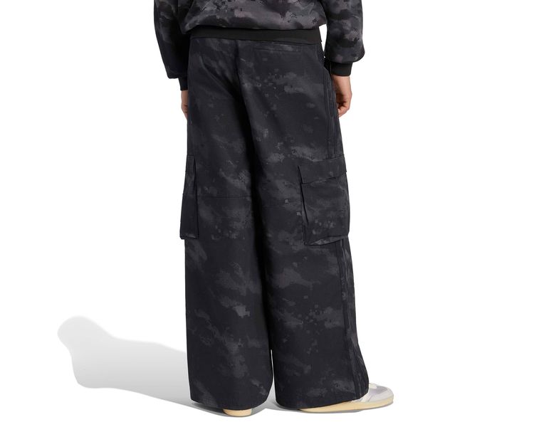 CAMO PANTS