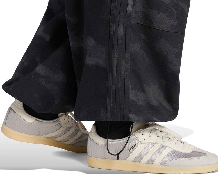 CAMO PANTS