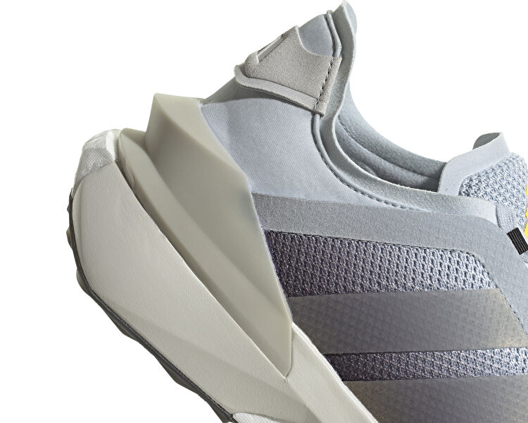 ayu26 adidas Unisex Avryn Gri IE2662