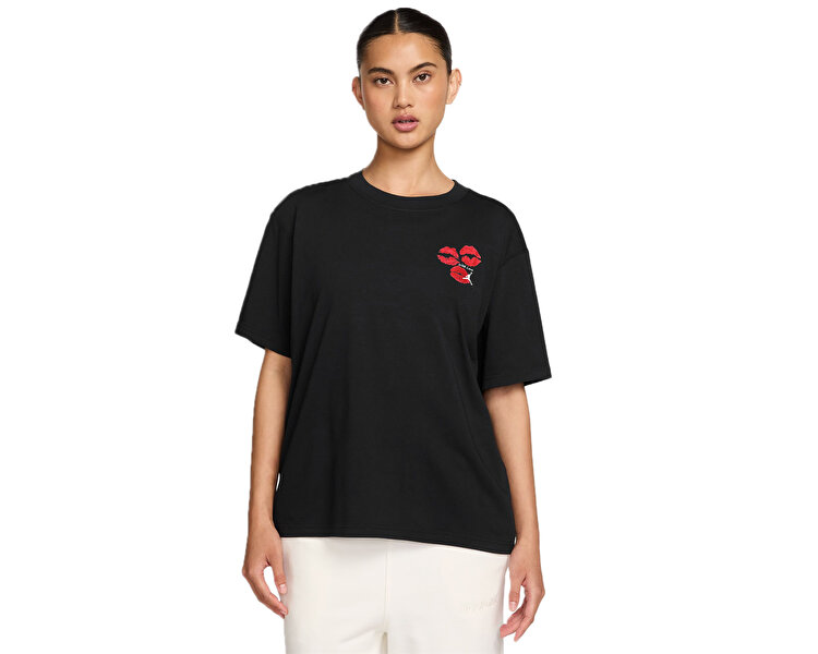 W JORDAN FLT SS GF GFX TEE KISS
