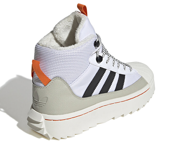 Superstar Winter Trek J