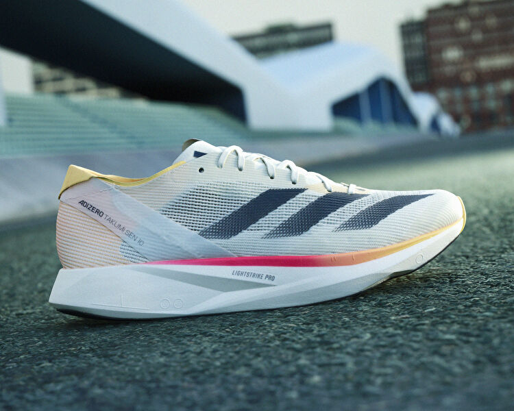 adidas Erkek Adizero Takumi Sen 10 M Krem IG8202