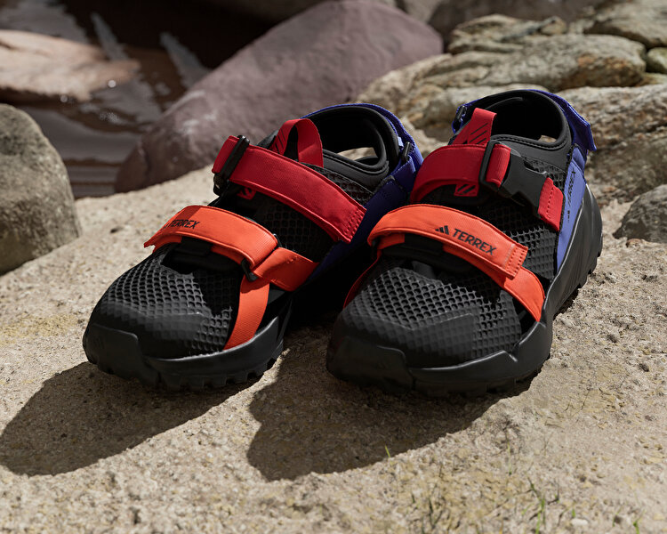 TERREX HYDROTERRA AT