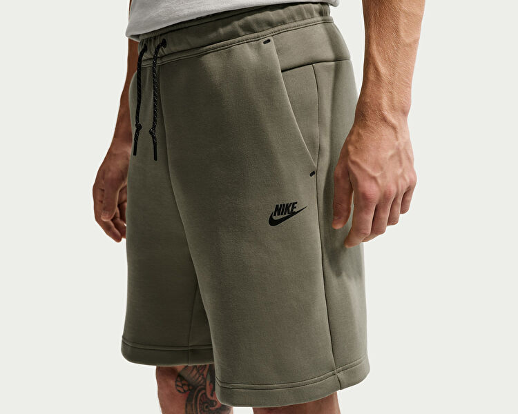 M NK TECH FLC SHORT