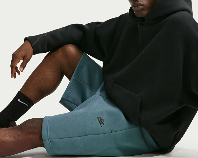 M NK TECH FLC SHORT