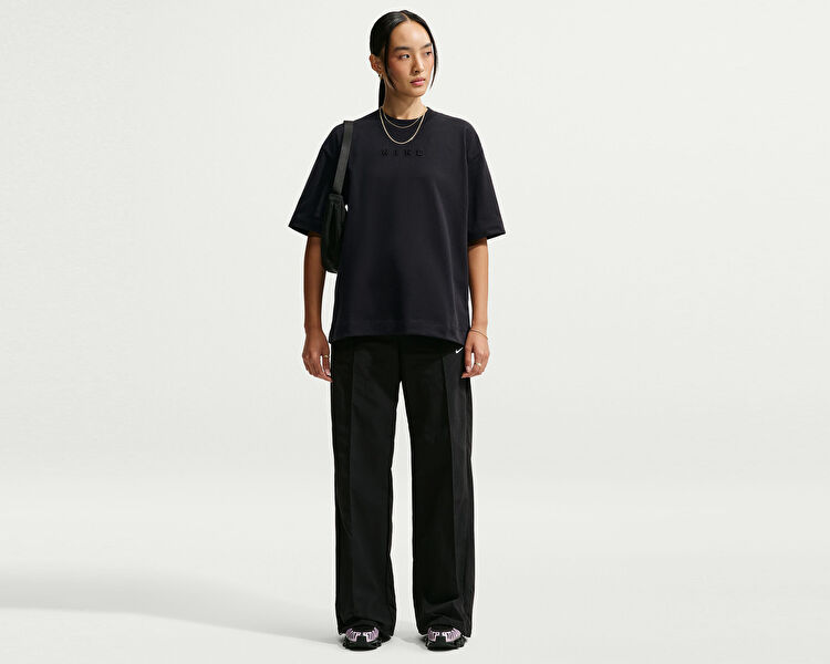 W NSW NK LUXE RLX TEE FA26